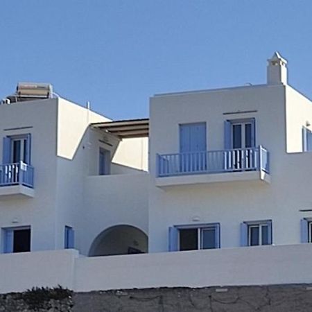 Stilvi Milos Plaka  Exteriör bild