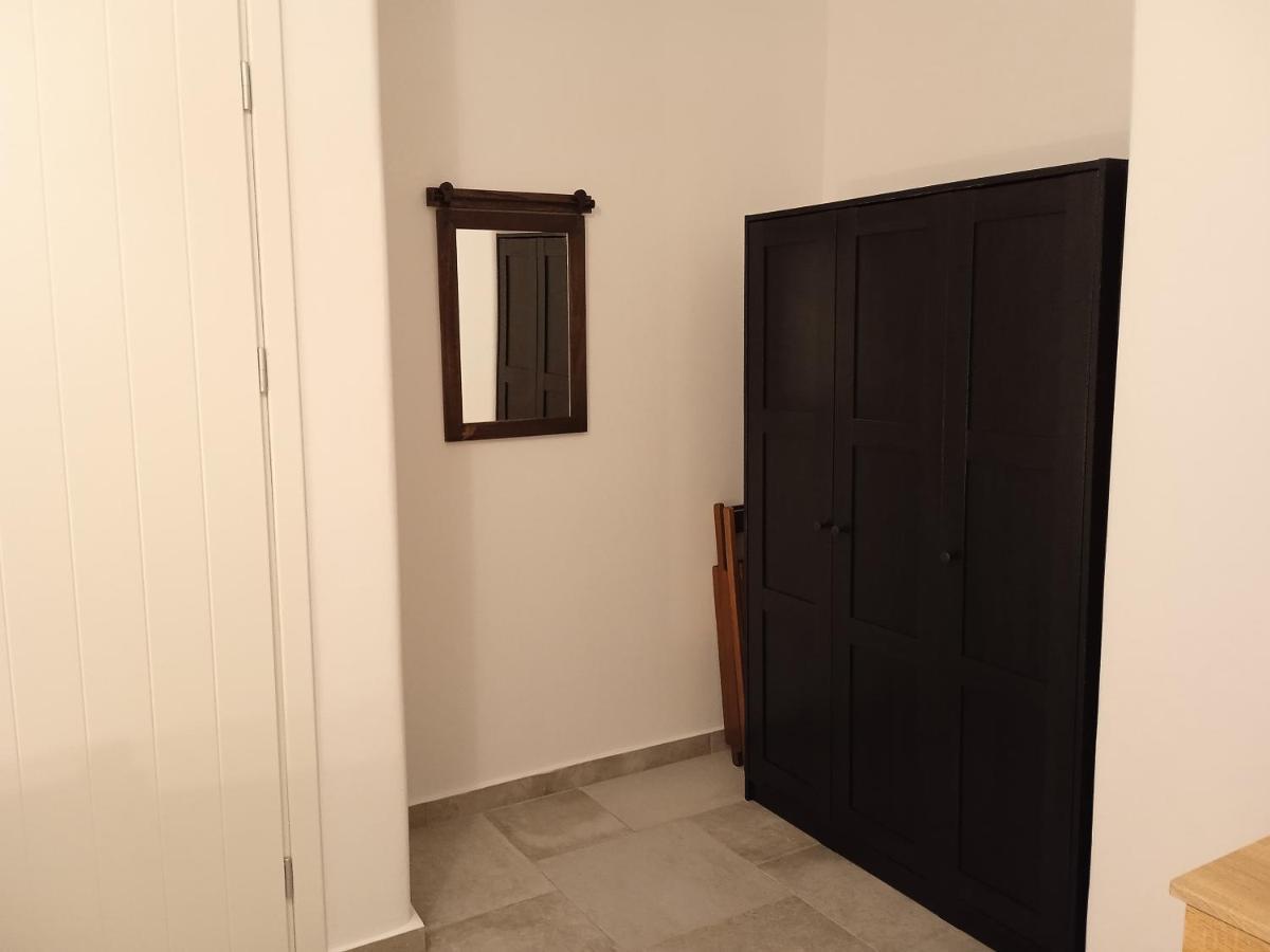 Stilvi Milos Plaka  Exteriör bild